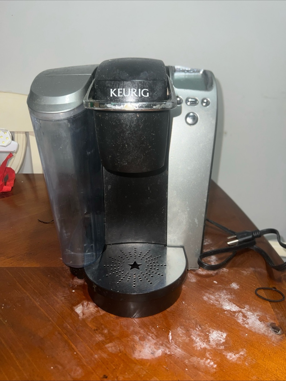 Keurig Single-Serve Coffee Brewer in Black and Silver